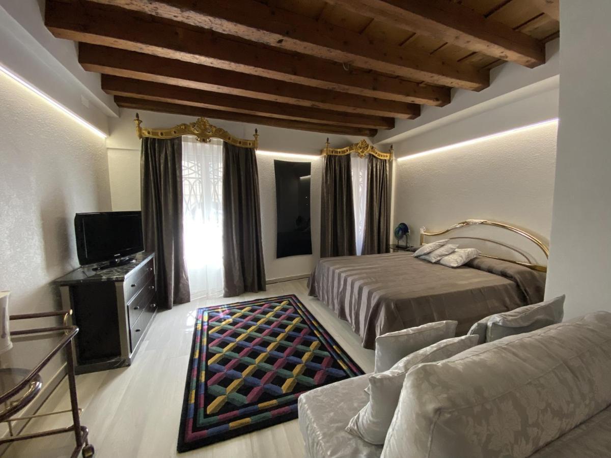 Ln Homes Venice - San Marco Canal View Extérieur photo